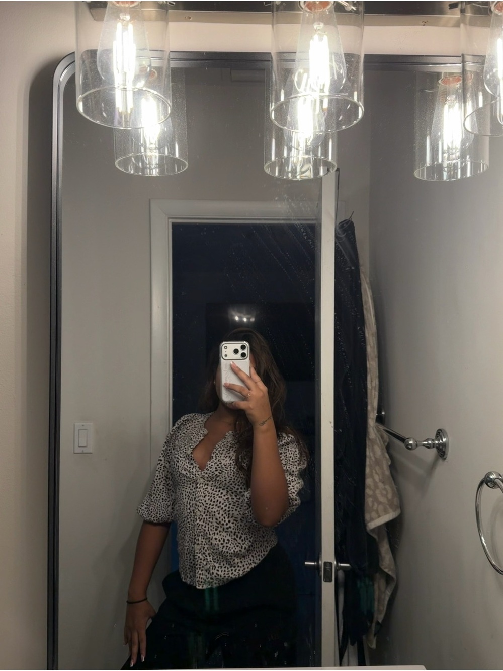 H&M White and Black Leopard Print Puff-Sleeve Blouse